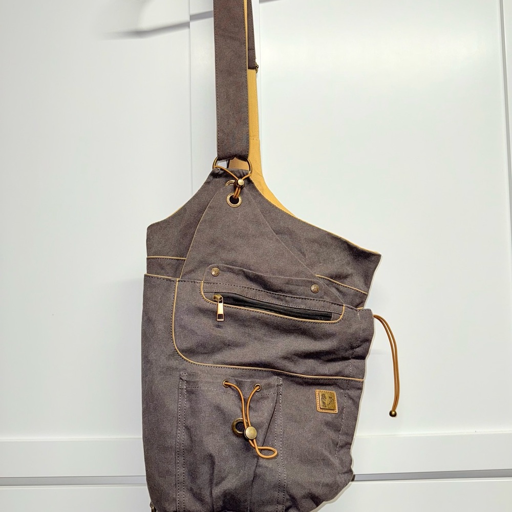 Gray Crossbody Utility Bag - Picture 2 of 9